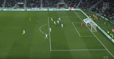 女球迷采访：爱着海因克斯的拜仁铁粉，她即将踏上高考的考场